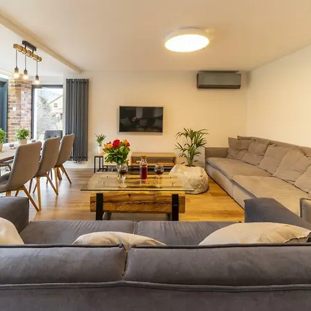 Jamilo Home Ściegny